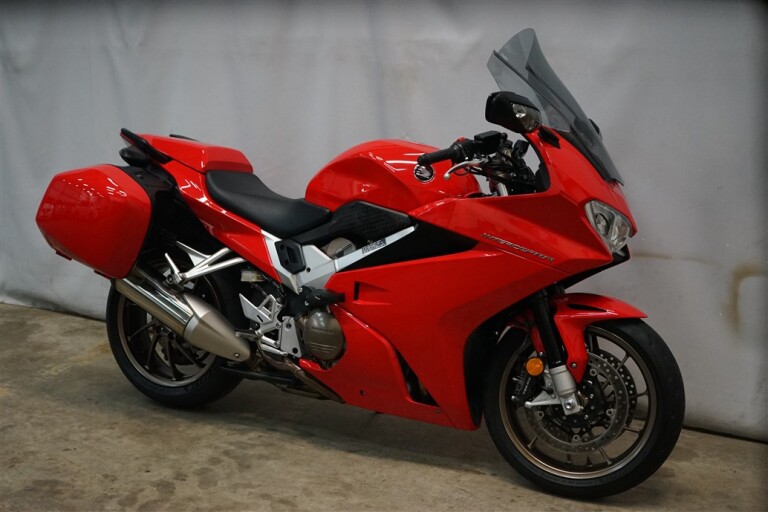 2014 Honda VFR 800 Deluxe // PDX Auto Imports