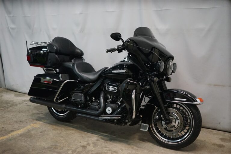12 HD Electra Glide Ultra Limited // PDX Auto Imports